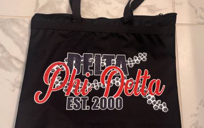 Delta Phi Delta custom paws large Zipper Bag  (black or red colors only)